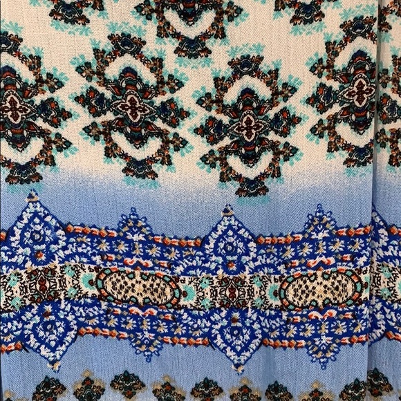 Bright Patterned Top - Picture 2 of 4